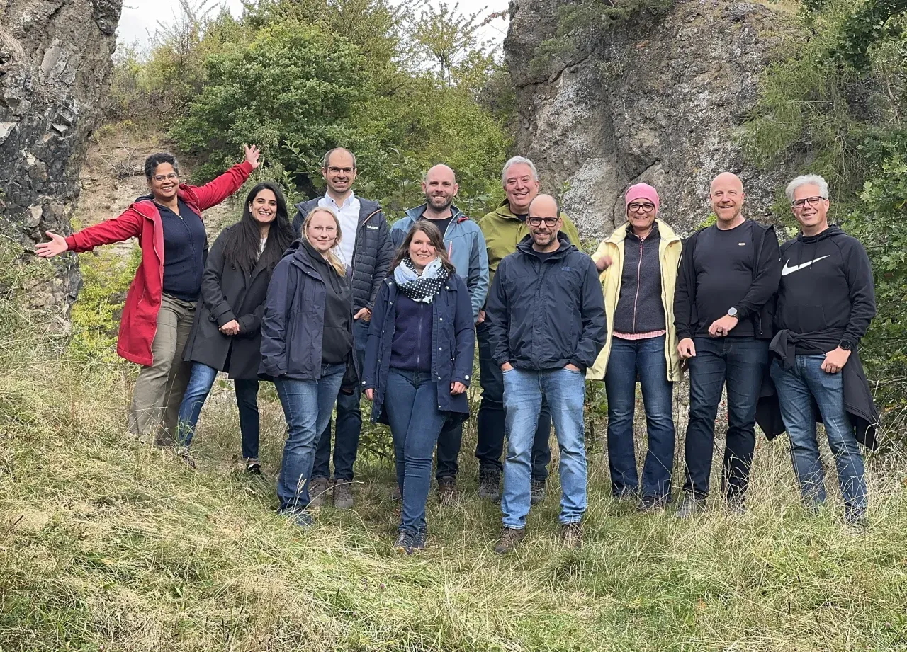 Gruppenfoto German Testing Retreat 2025 -- alle Teilnehmer gemeinsam