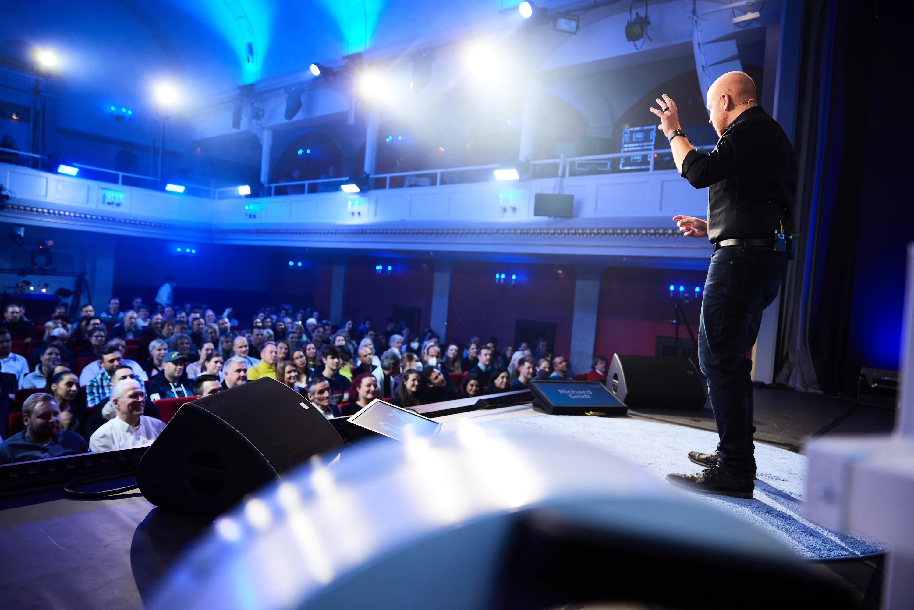 Richard Seidl, internationaler Keynote Speaker auf der Bühne
